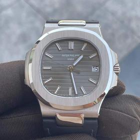 Patek Philippe 5711 5711G