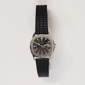 Patek Philippe Aquanaut 5064A