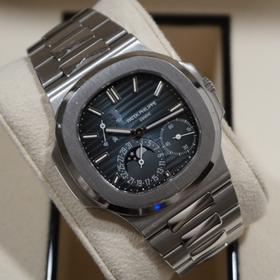 Patek Philippe Nautilus 5712
